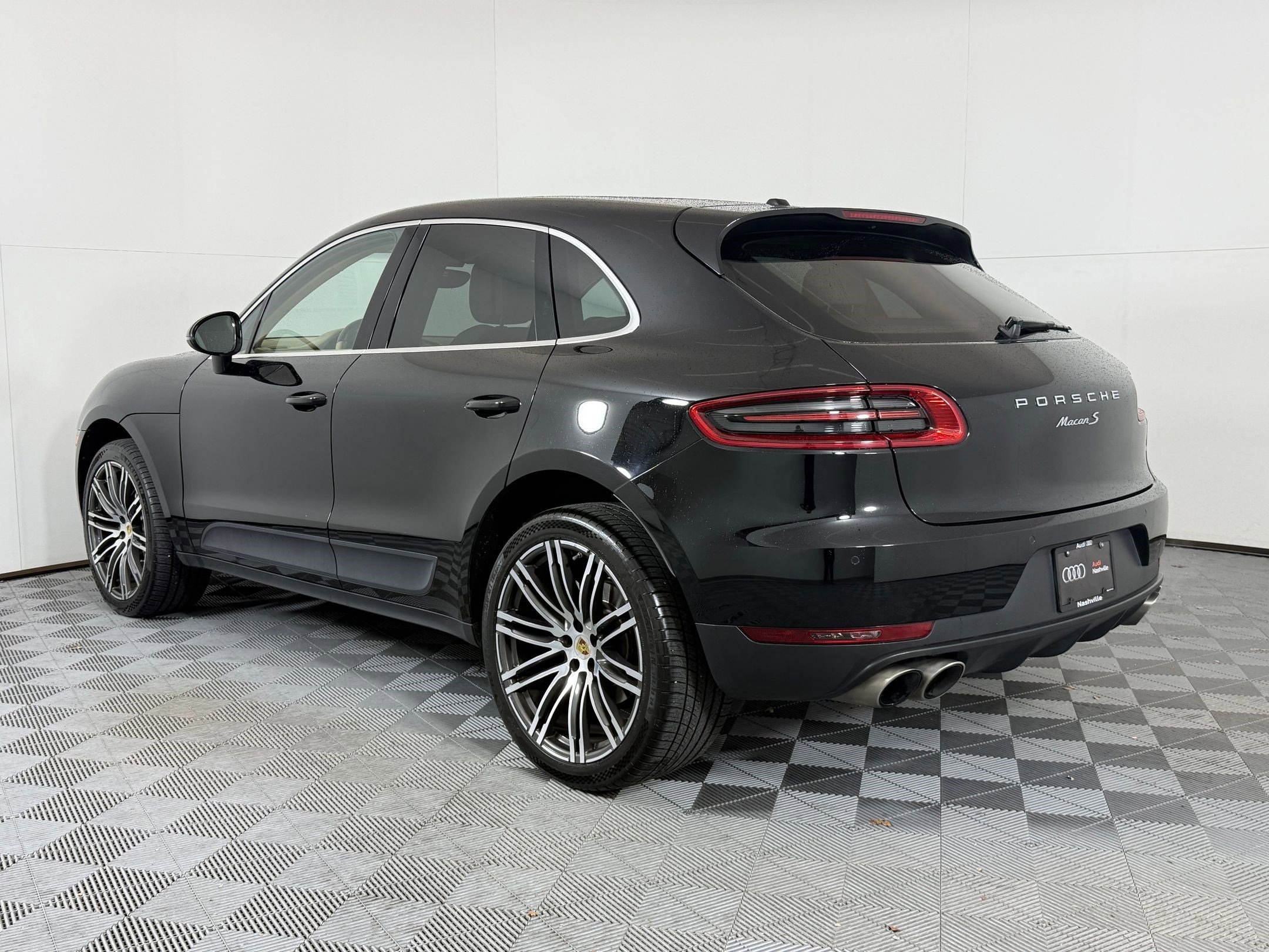 2016 Porsche Macan S photo 3