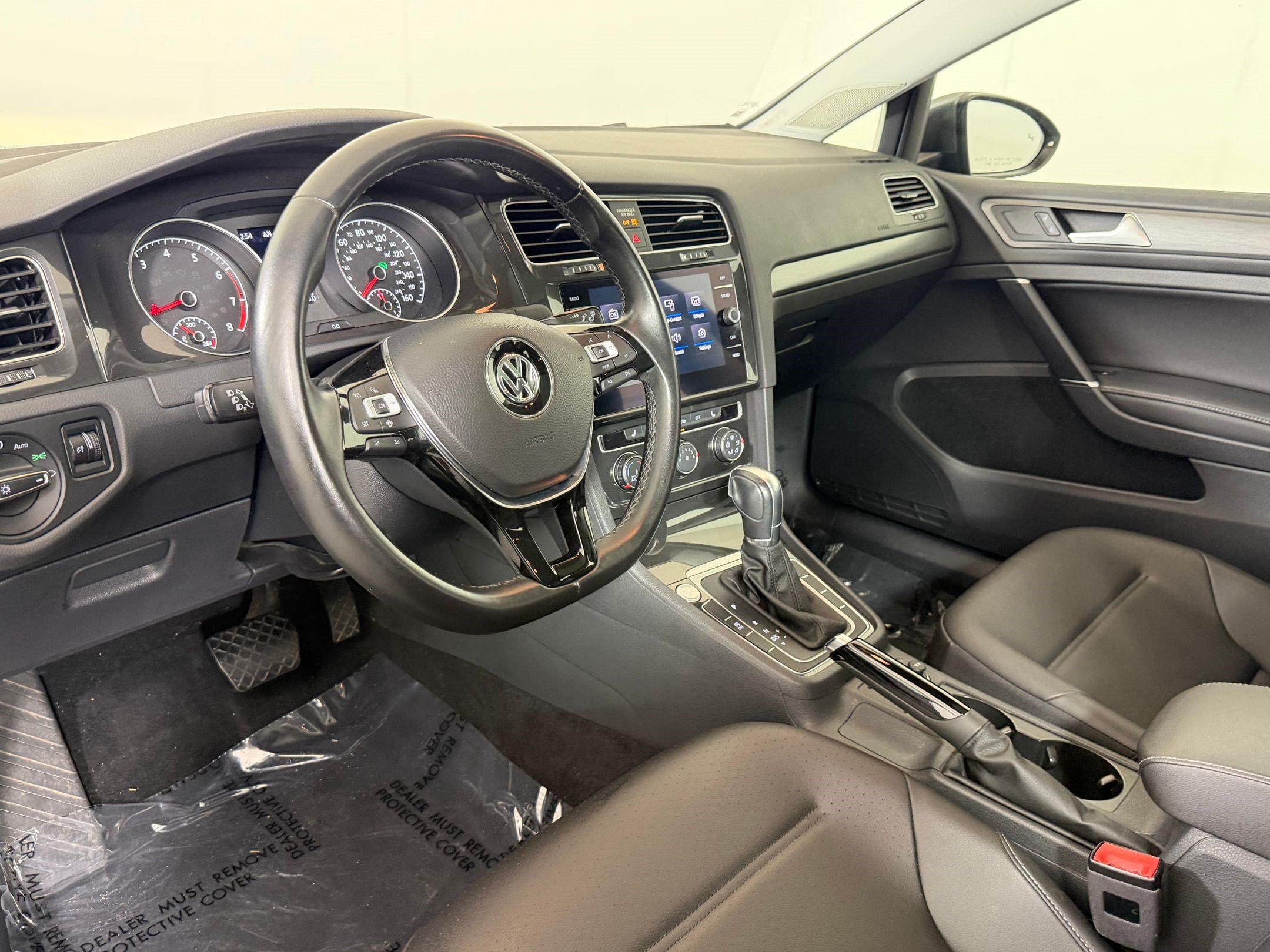 2019 Volkswagen Golf SE Hatchback