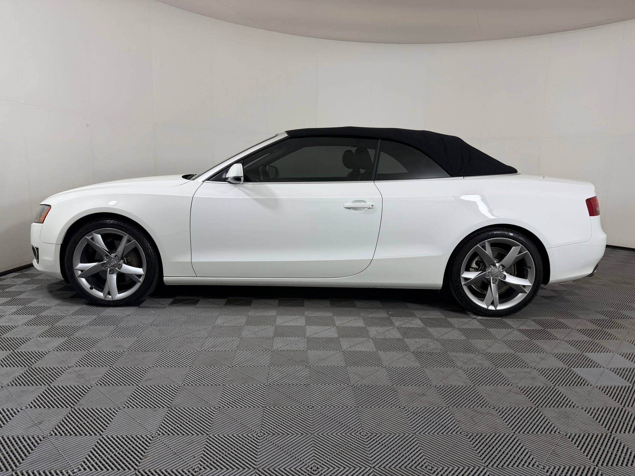 Used 2011 Audi A5 Premium with VIN WAUJFAFH9BN010602 for sale in Brentwood, TN
