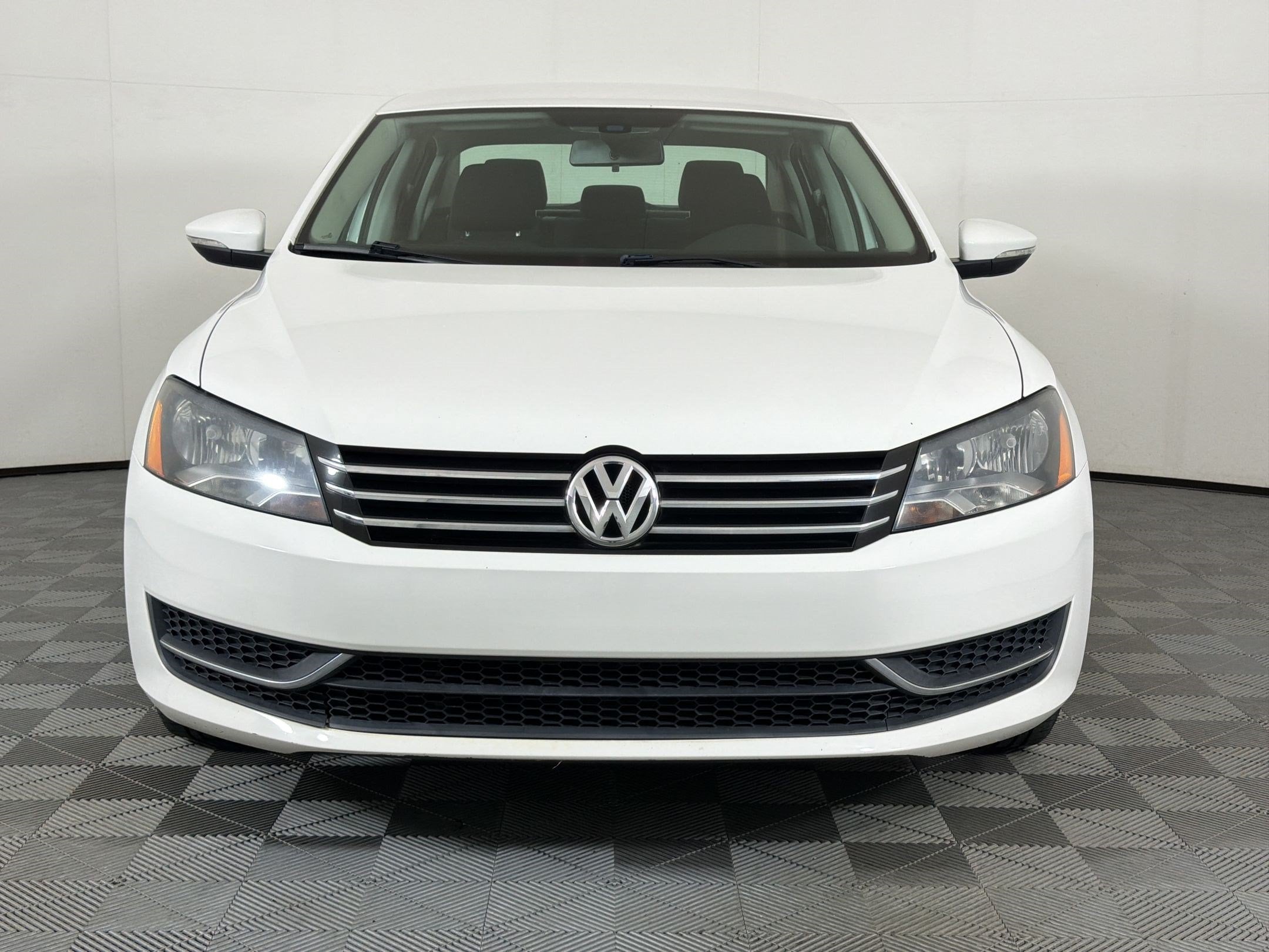 Passat S Sedan