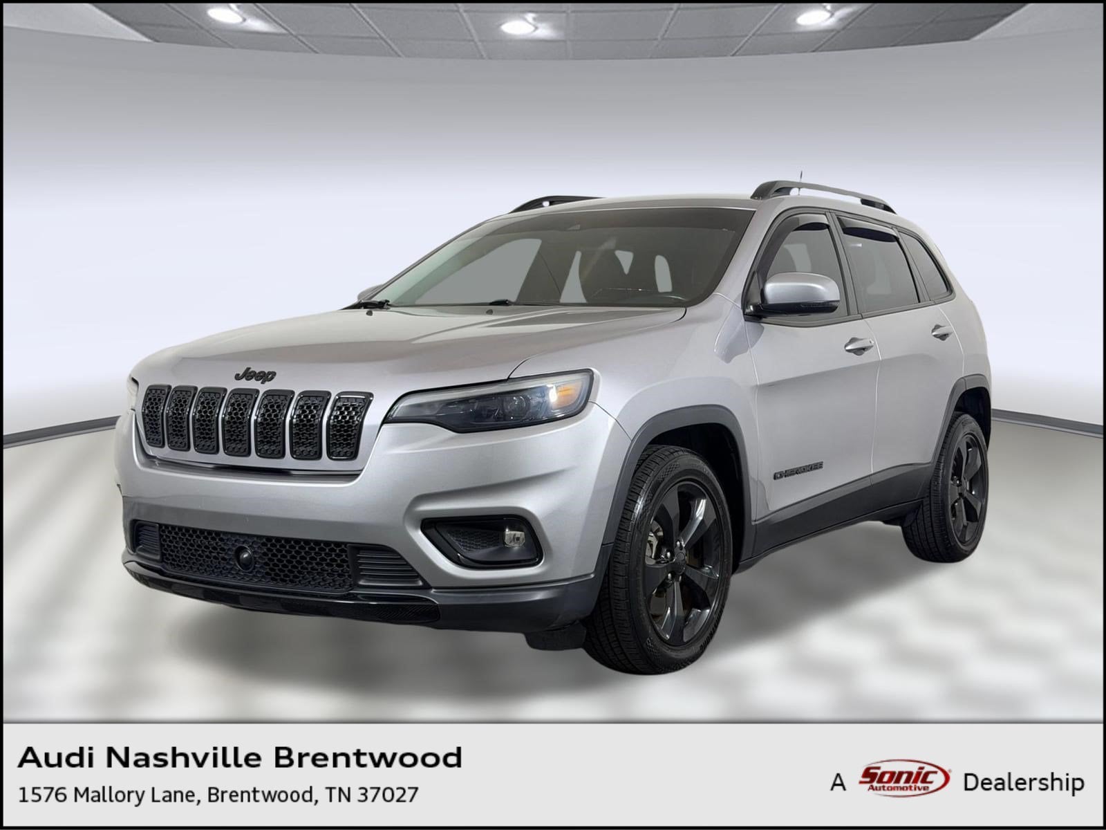 Cherokee Altitude SUV