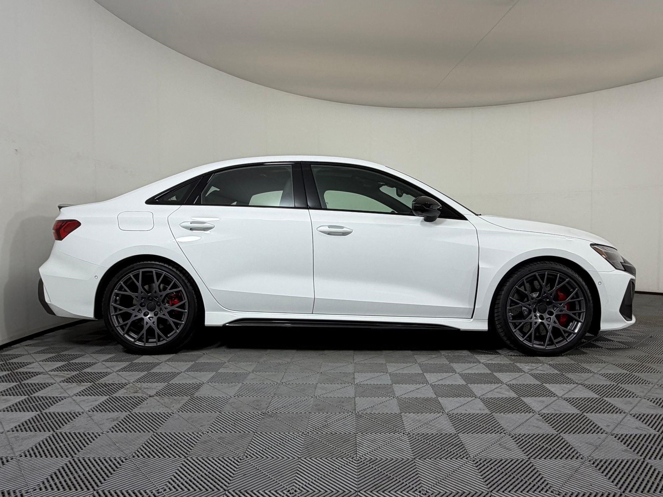 RS 3 RS 3 TFSI Quattro S Tronic (quattro) Sedan