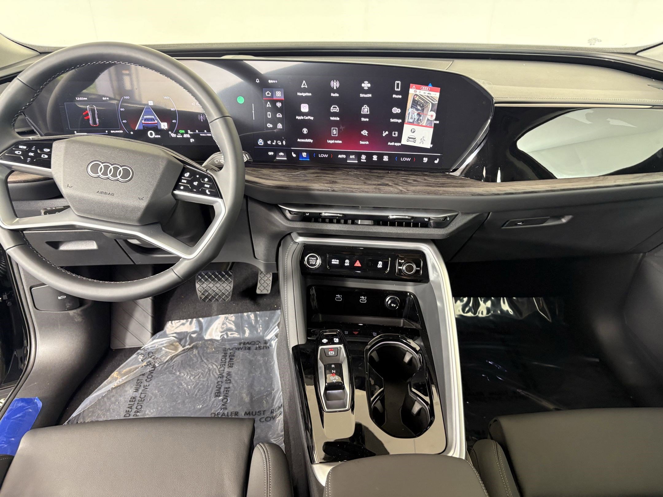 2025 Audi Q5 2.0T Premium Plus photo 2