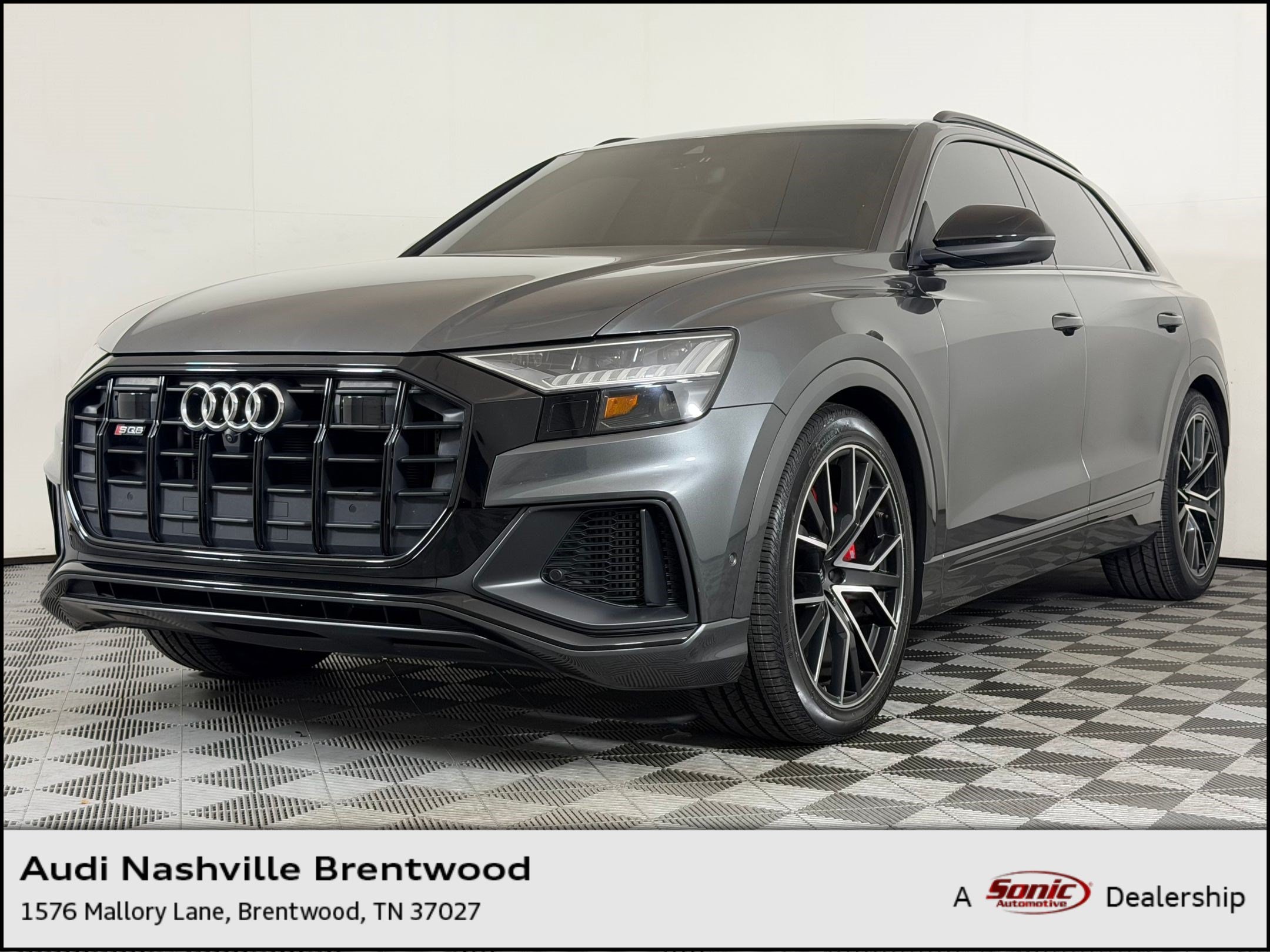 SQ8 Prestige SUV