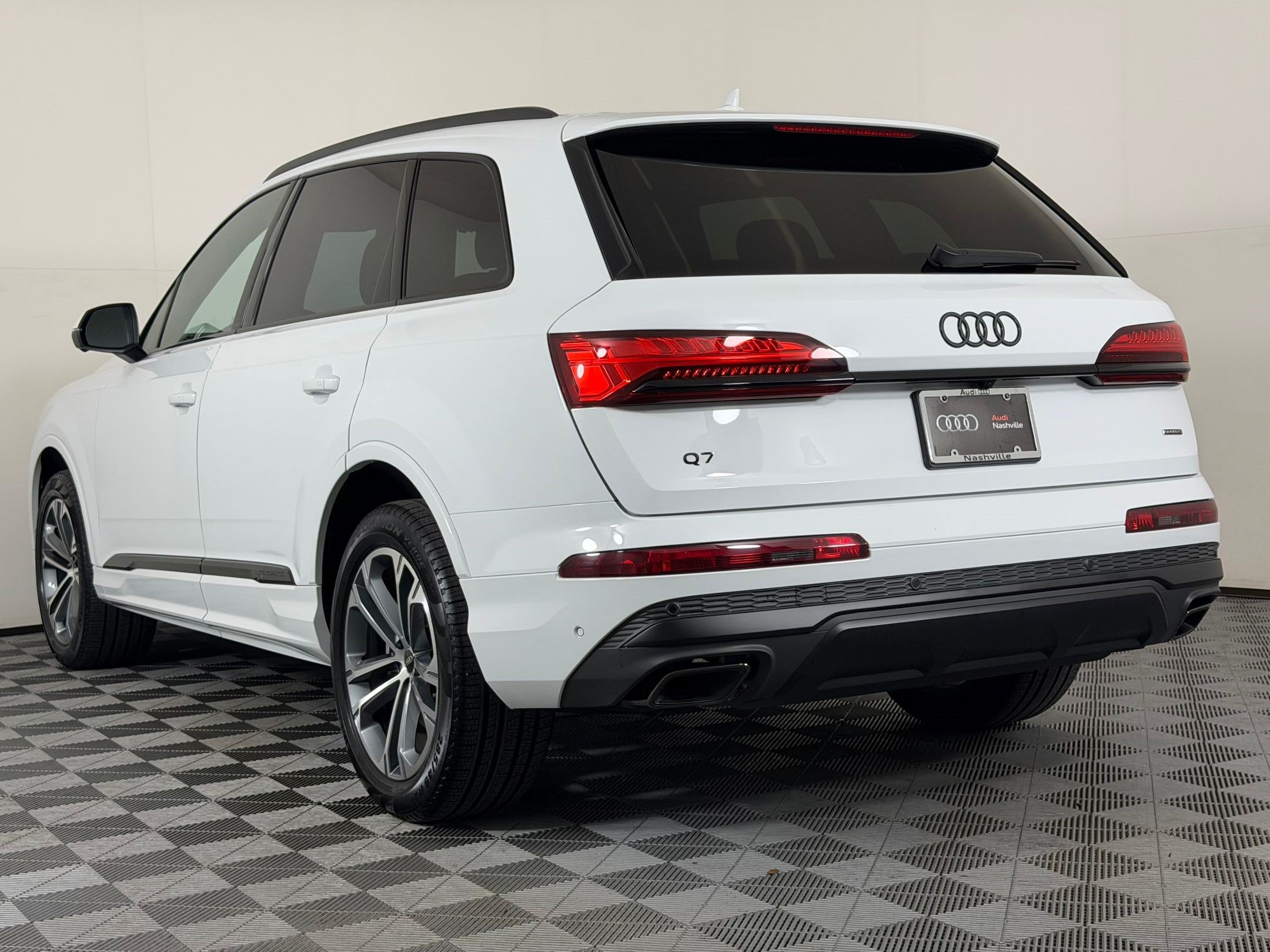 2026 Audi Q7 Premium SUV