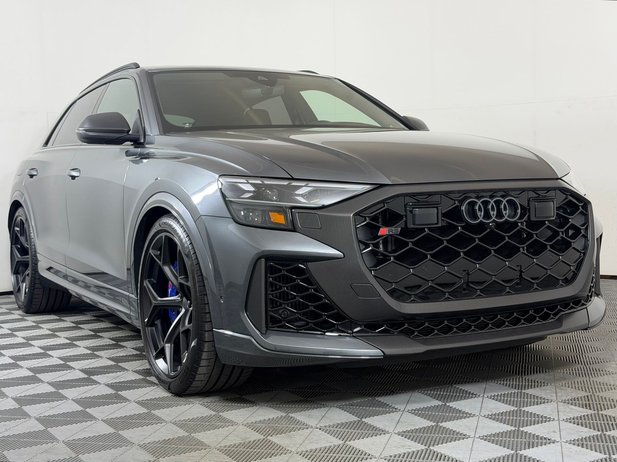 RS Q8 Performance SUV