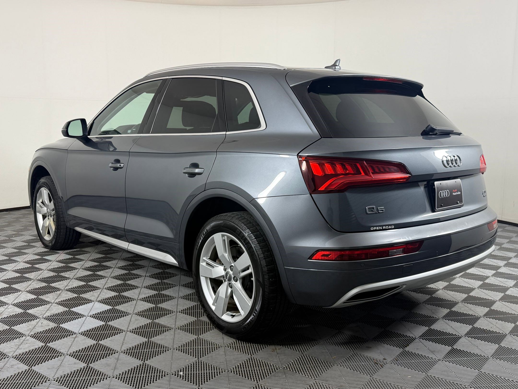 2018 Audi Q5 Premium Plus photo 3