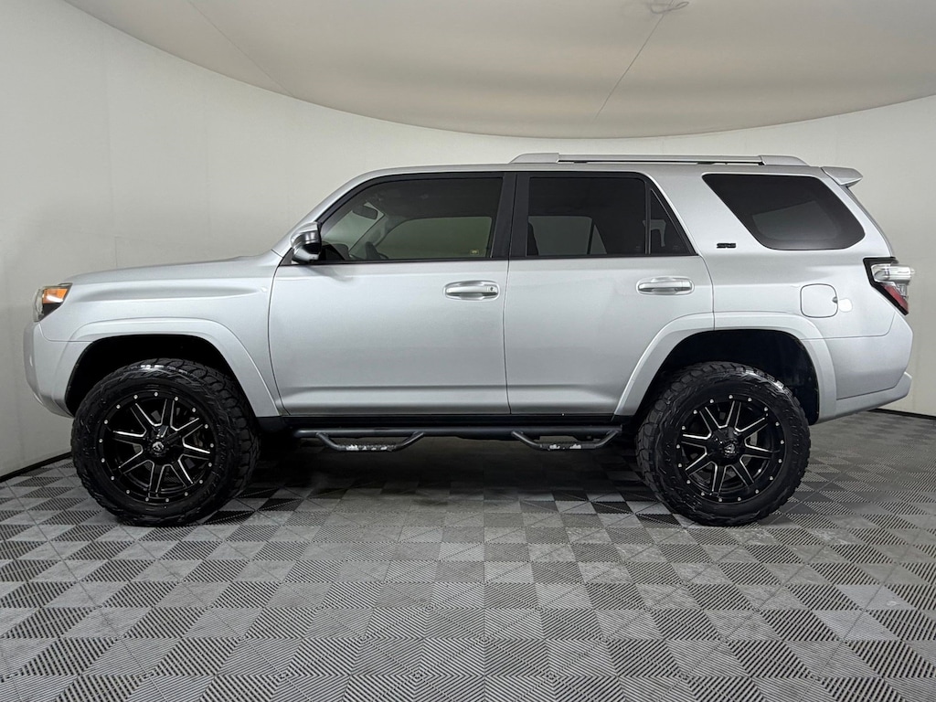 Used 2017 Toyota 4Runner SR5 SUV