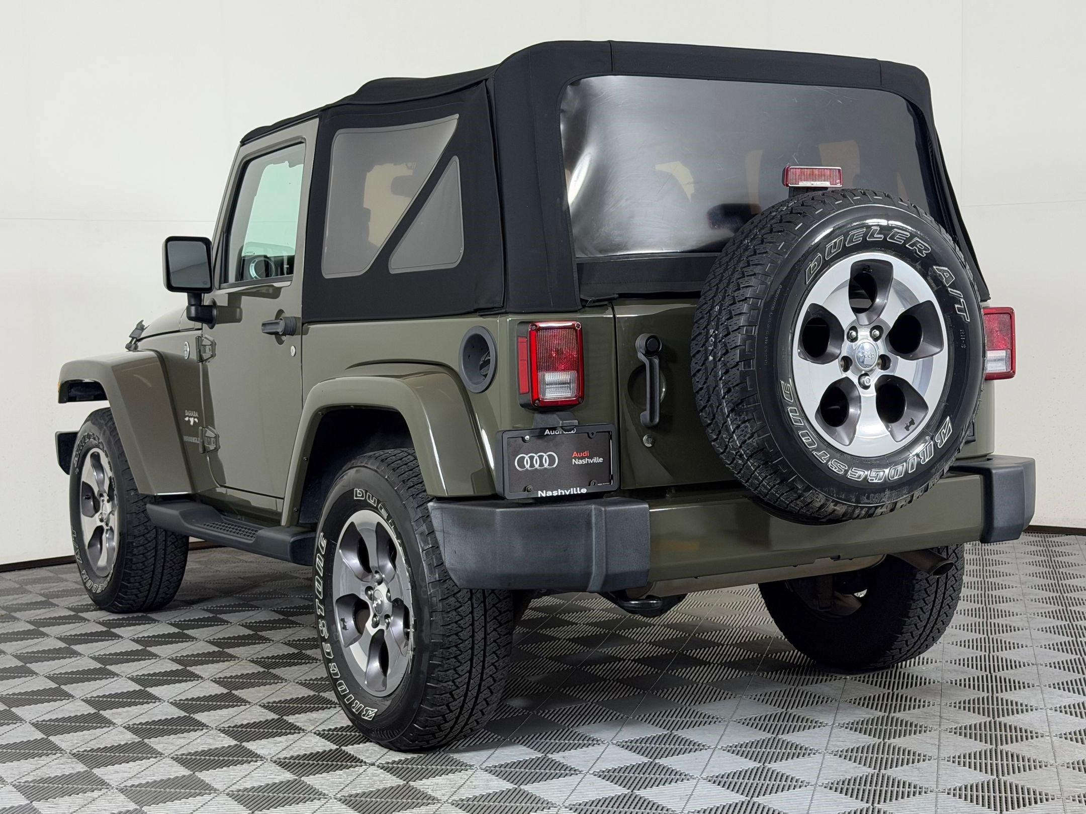 2016 Jeep Wrangler Sahara SUV