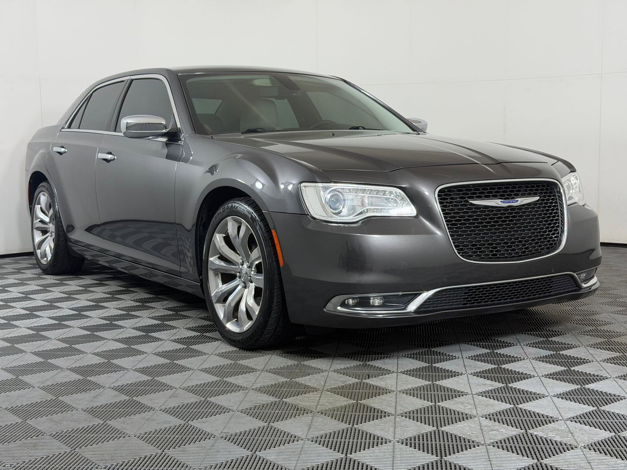 300 Limited Sedan
