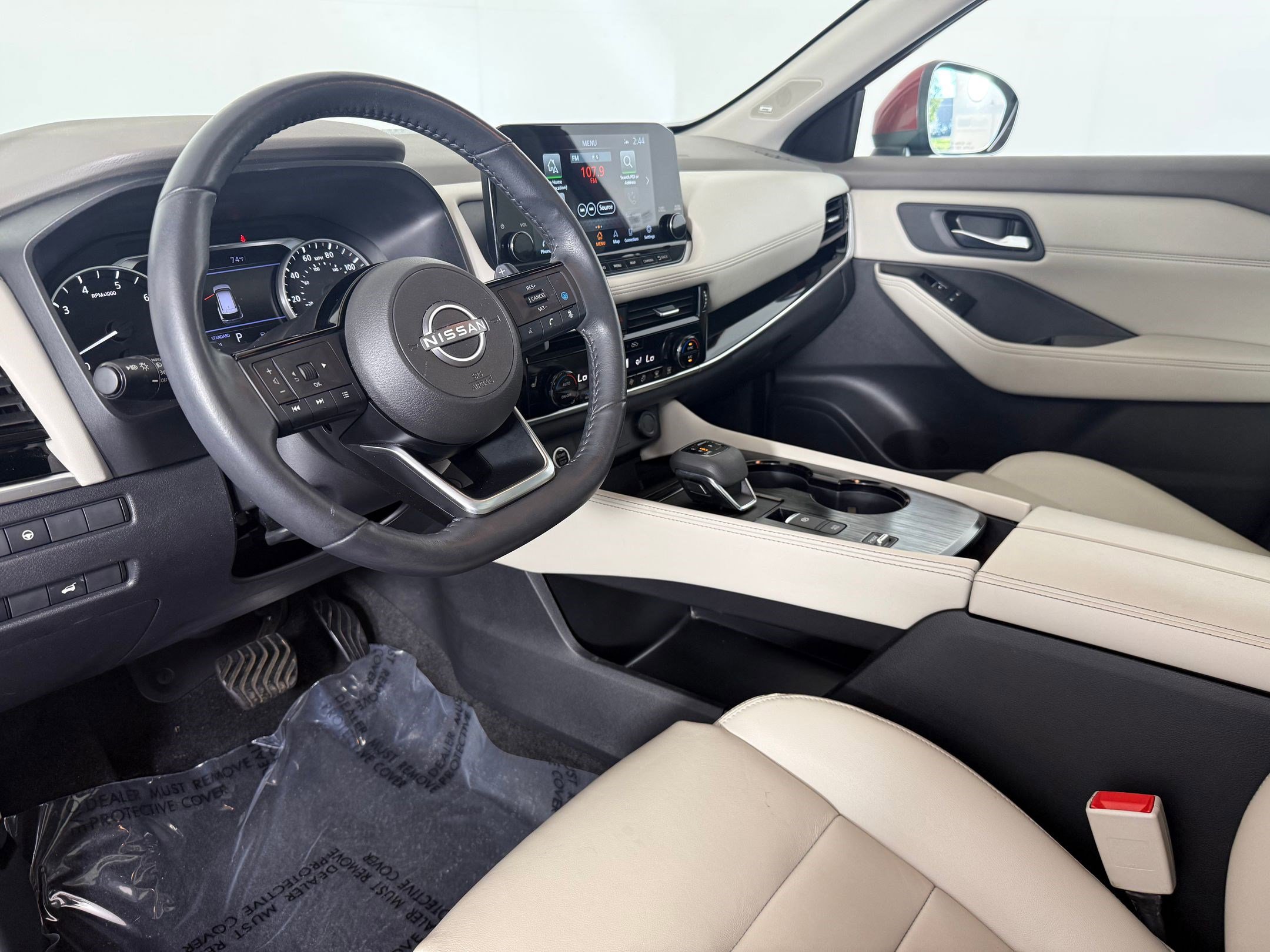 2022 Nissan Rogue SL photo 4