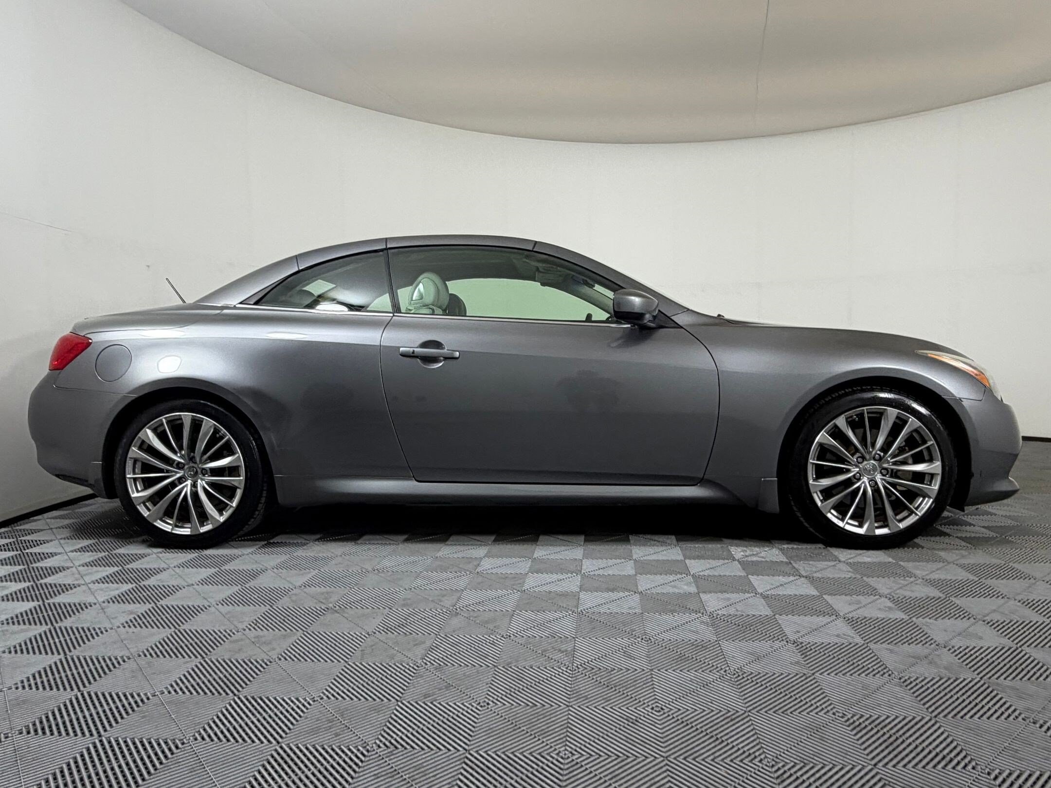 G37 Convertible Convertible