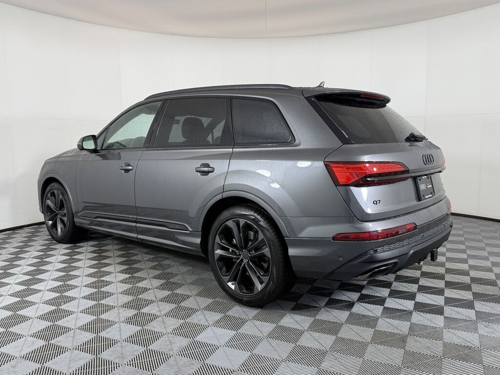 New 2026 Audi Q7 55 Premium Plus SUV