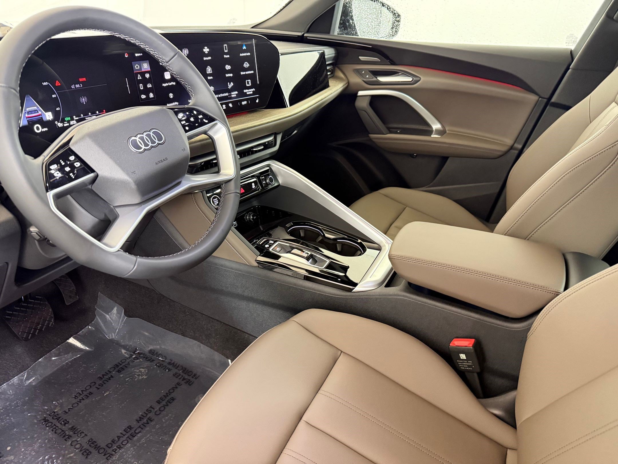 2025 Audi Q5 2.0T Premium Plus photo 2