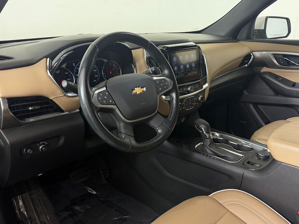 Used 2023 Chevrolet Traverse Premier SUV
