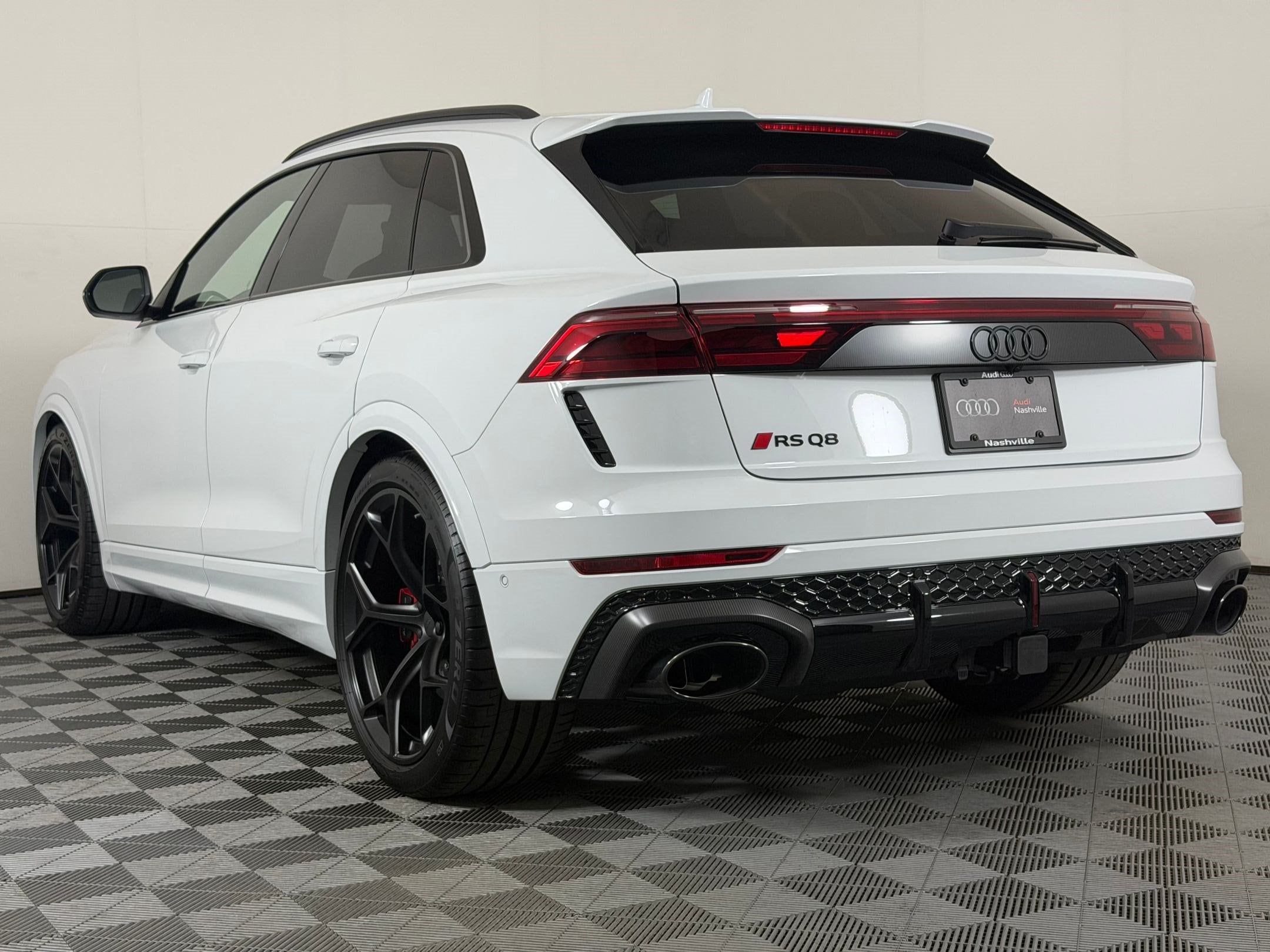 RS Q8 Performance SUV
