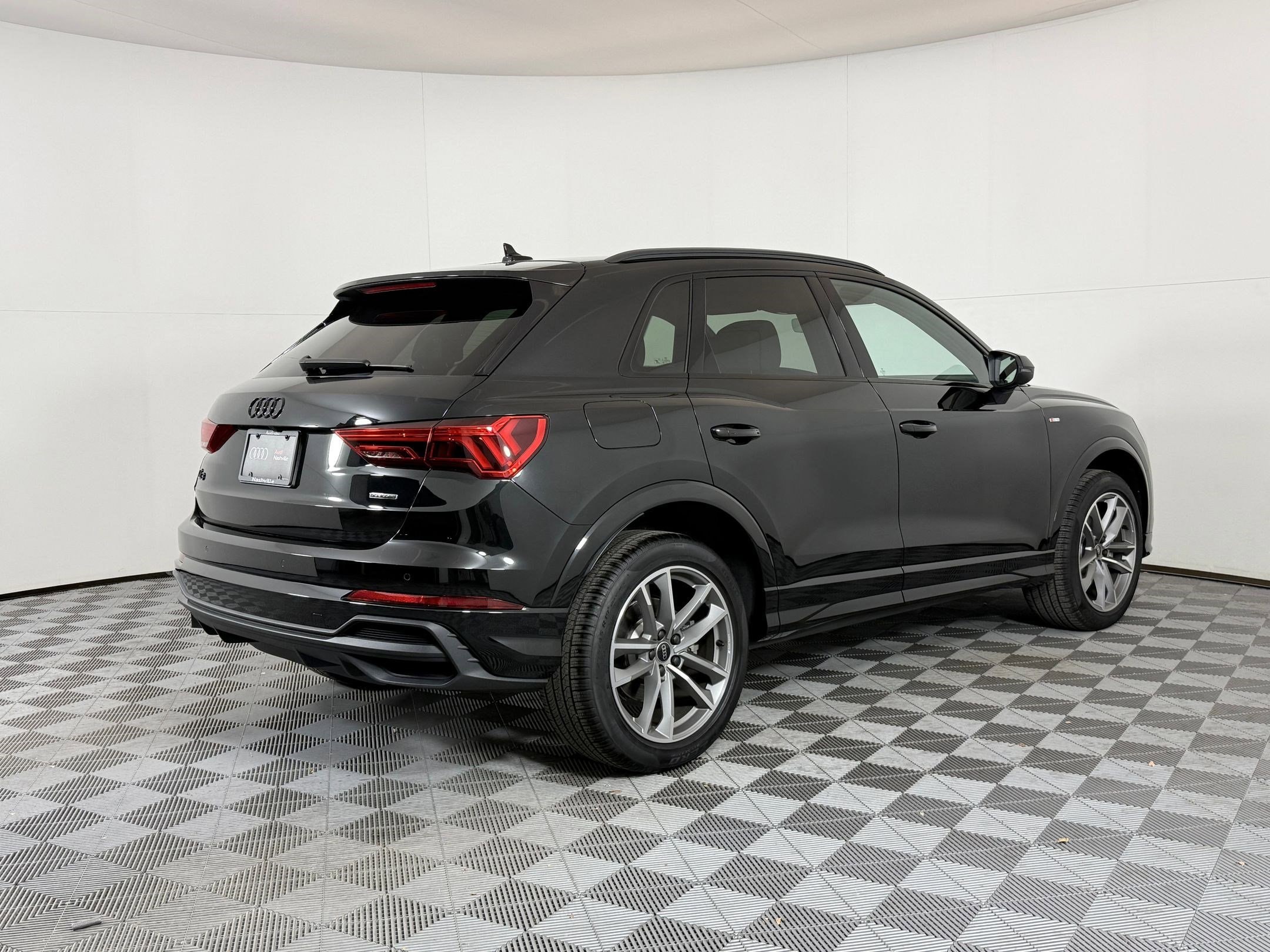 2025 Audi Q3 S Line Premium - Photo 8