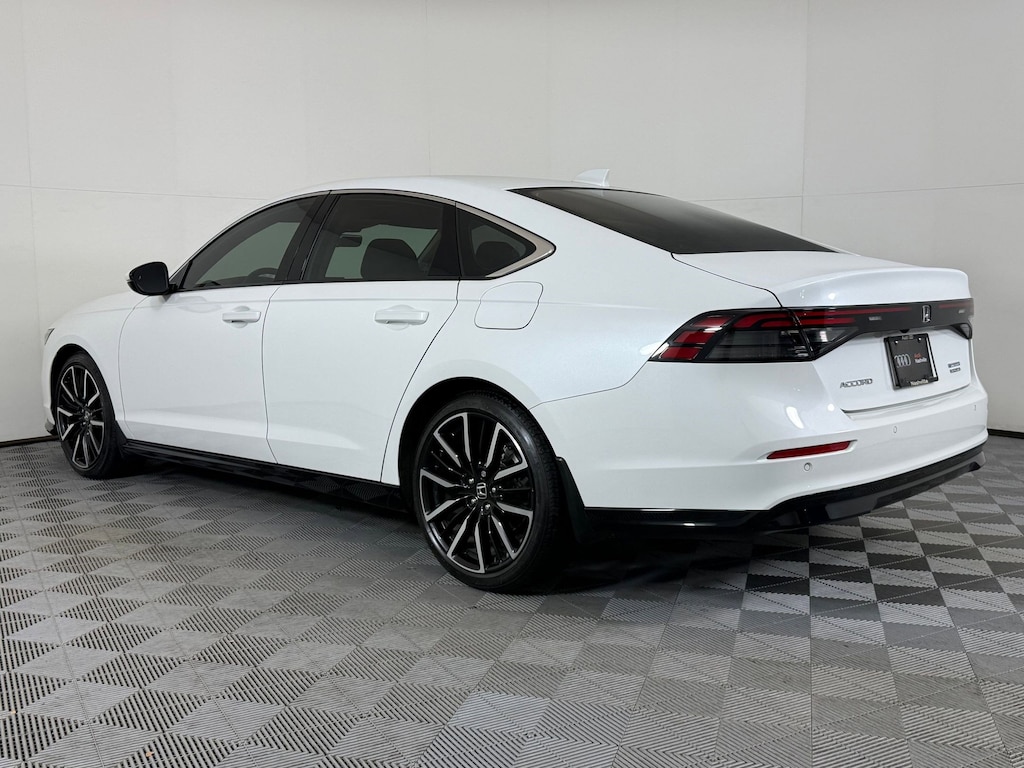 Used 2024 Honda Accord Hybrid Touring Sedan