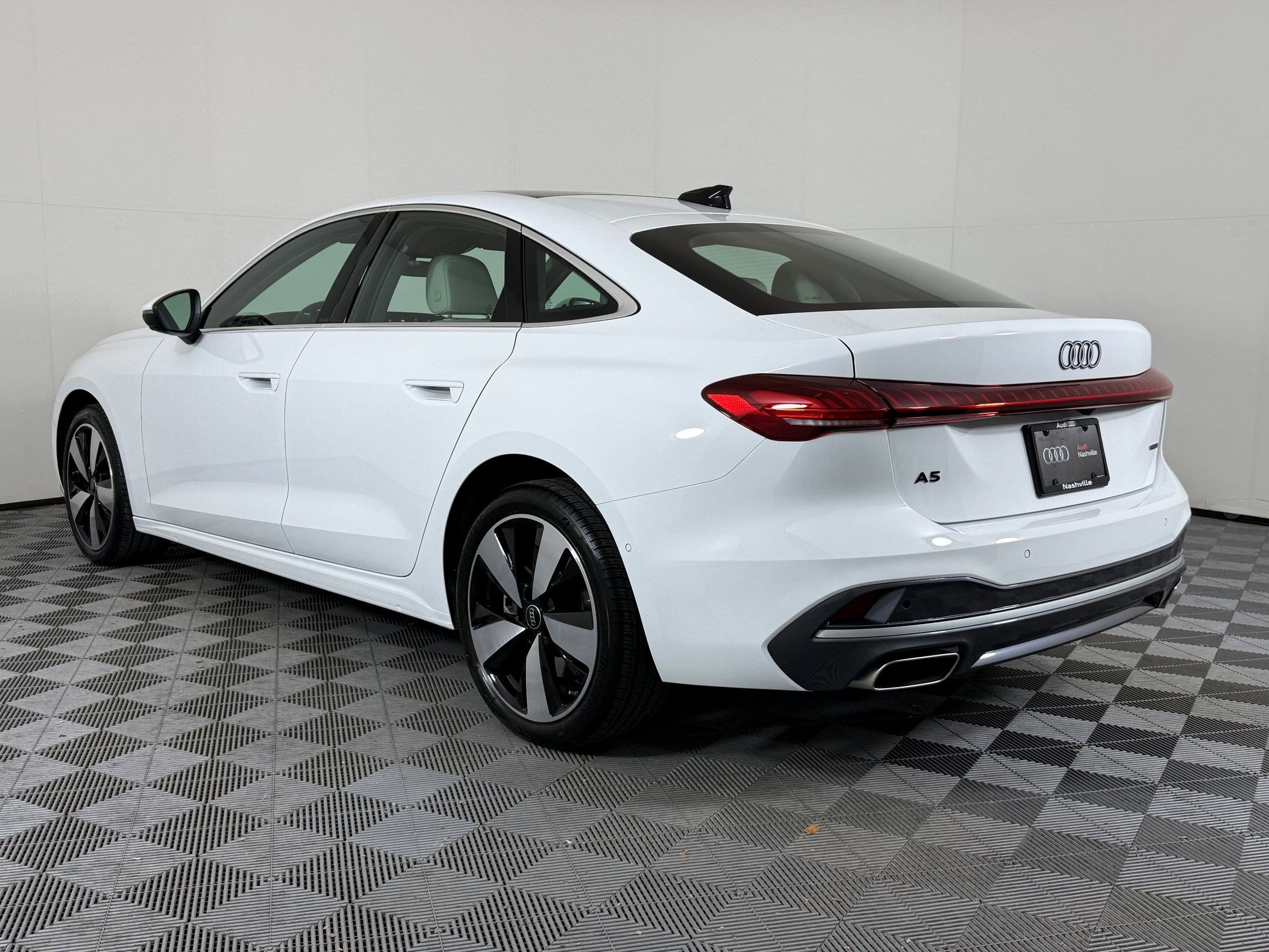 2025 Audi A5 2.0T Premium Plus photo 3