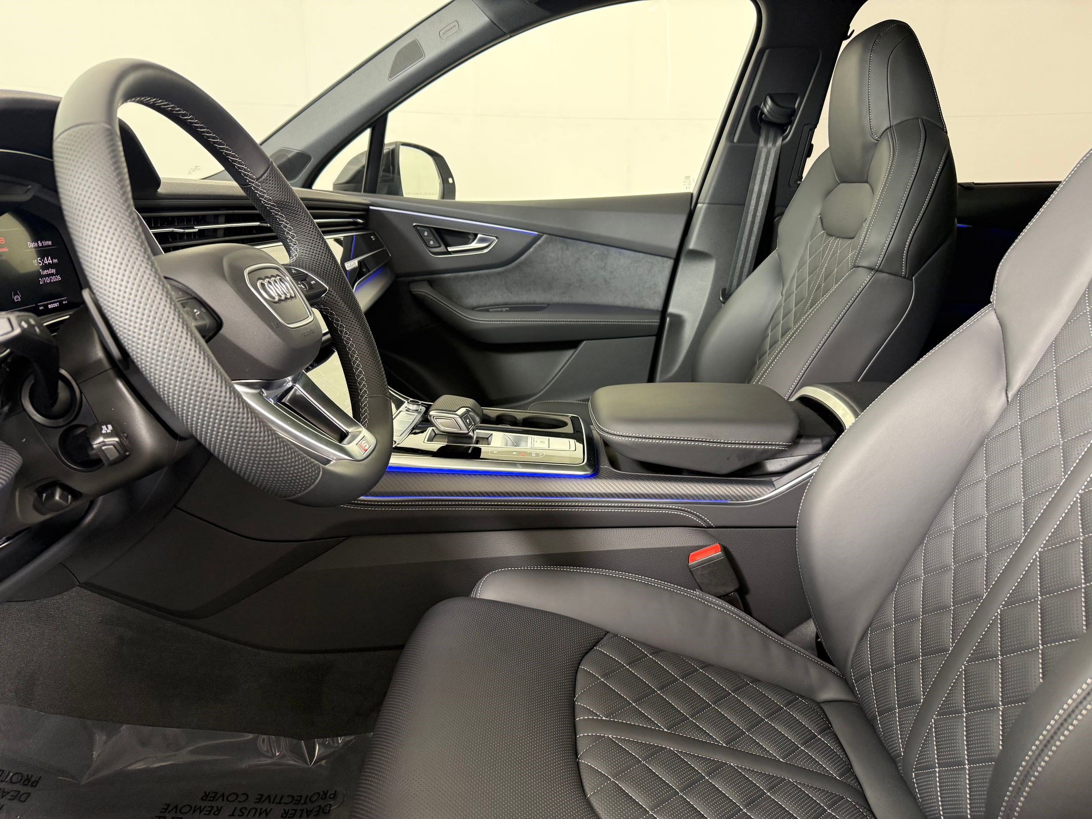 SQ7 Premium Plus SUV