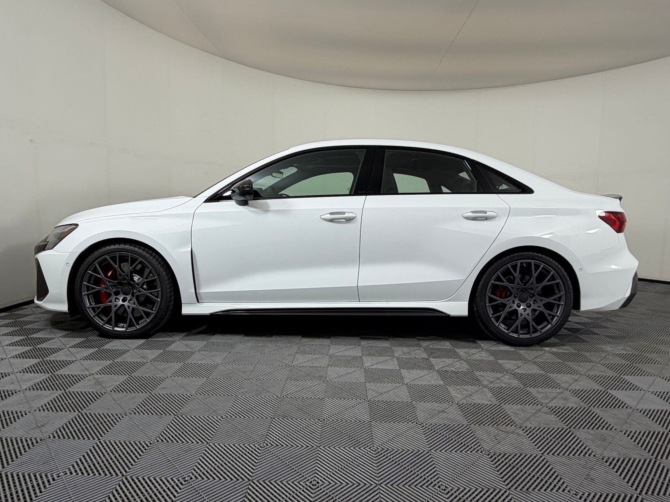 RS 3 RS 3 TFSI Quattro S Tronic (quattro) Sedan