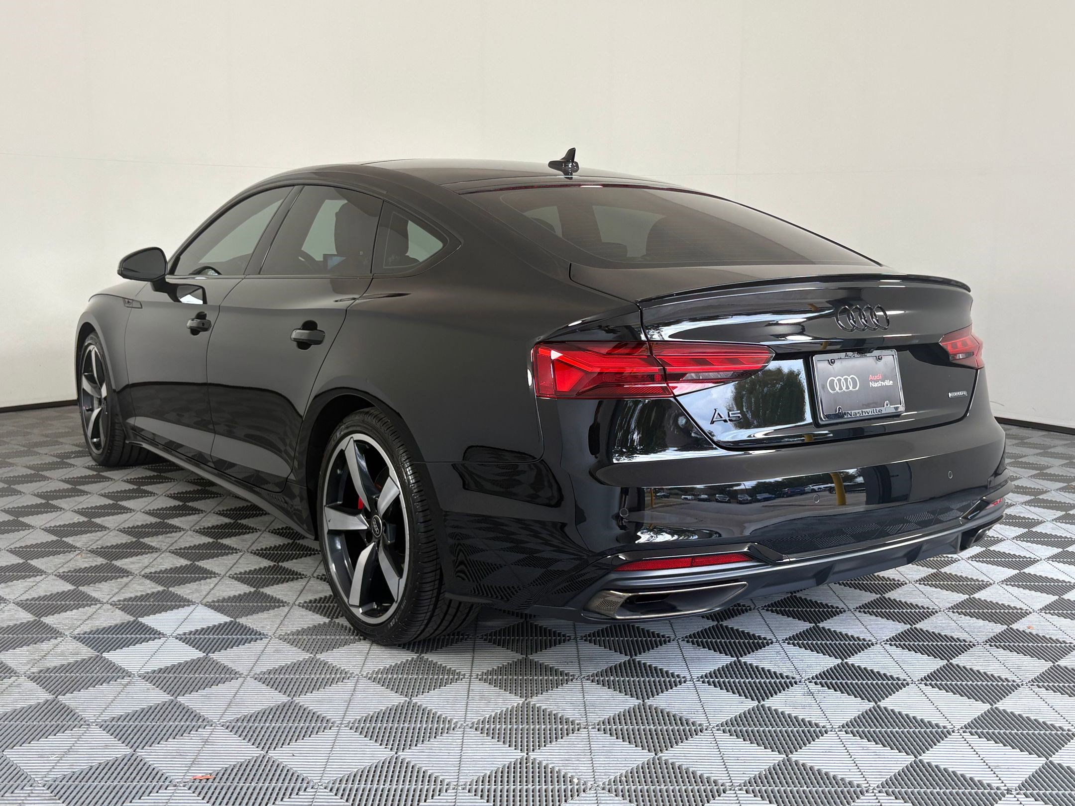 2024 Audi A5 S line Quattro Premium Plus photo 2