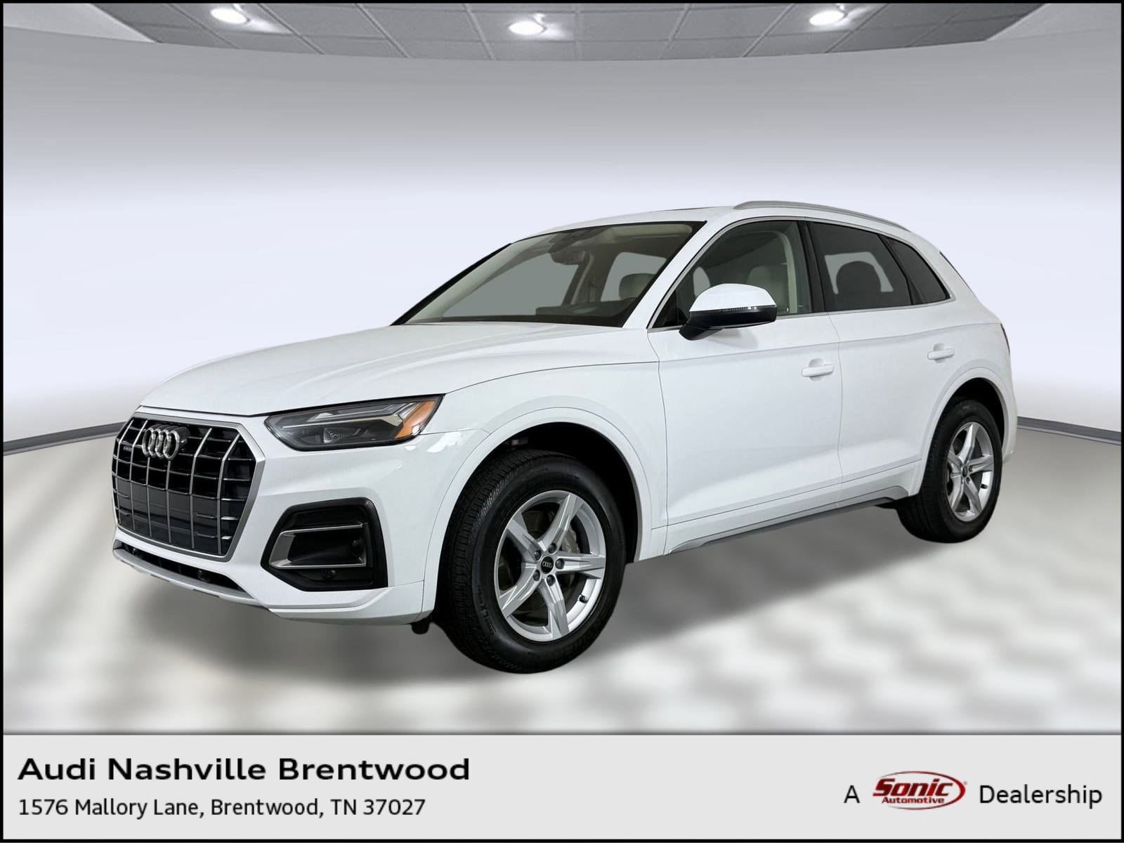 2023 Audi Q5 Premium's photo