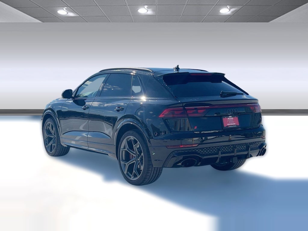 New 2026 Audi RS Q8 4.0T performance SUV