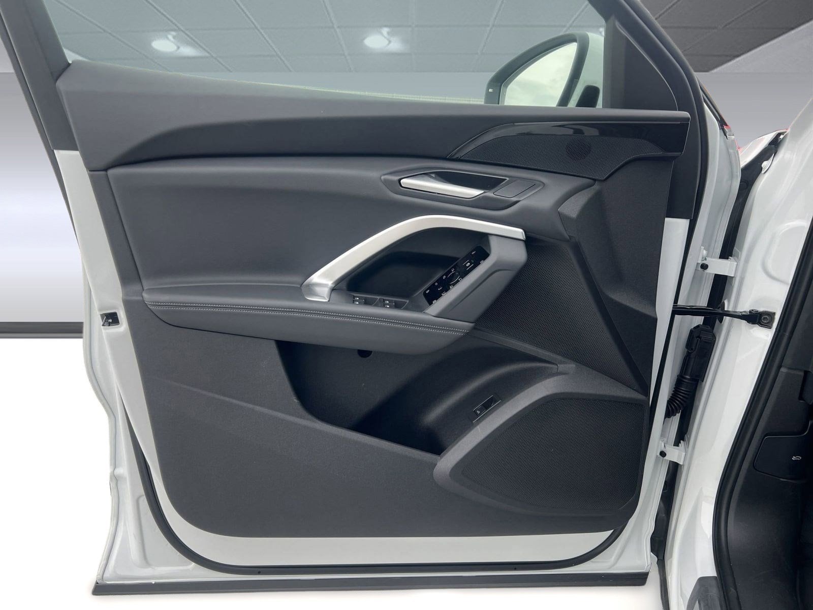 2025 Audi Q5 Premium - Photo 19