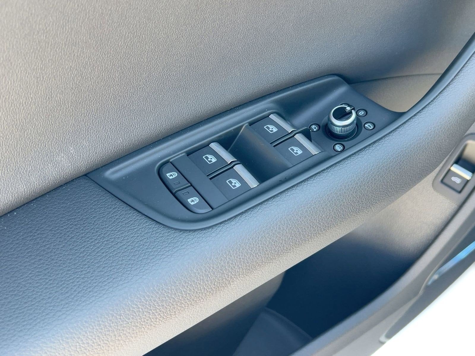 2026 Audi Q7 Premium - Photo 13