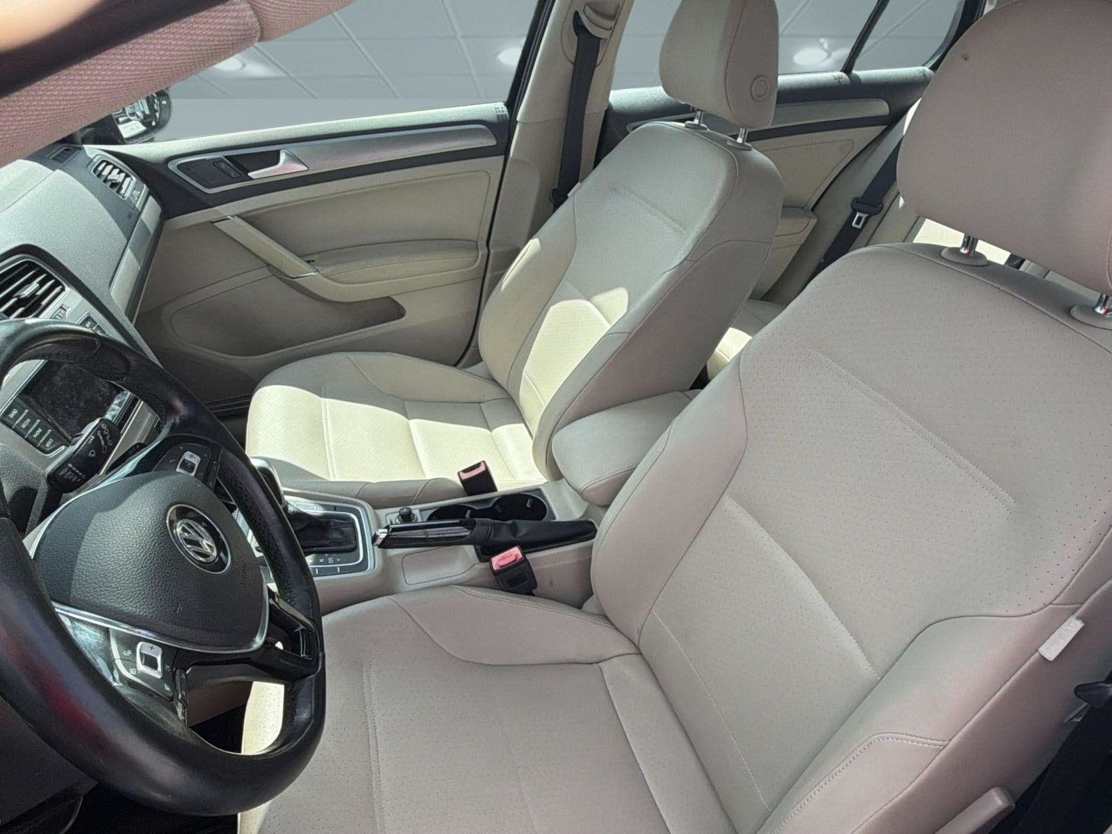 Golf TSI S 4-Door Hatchback