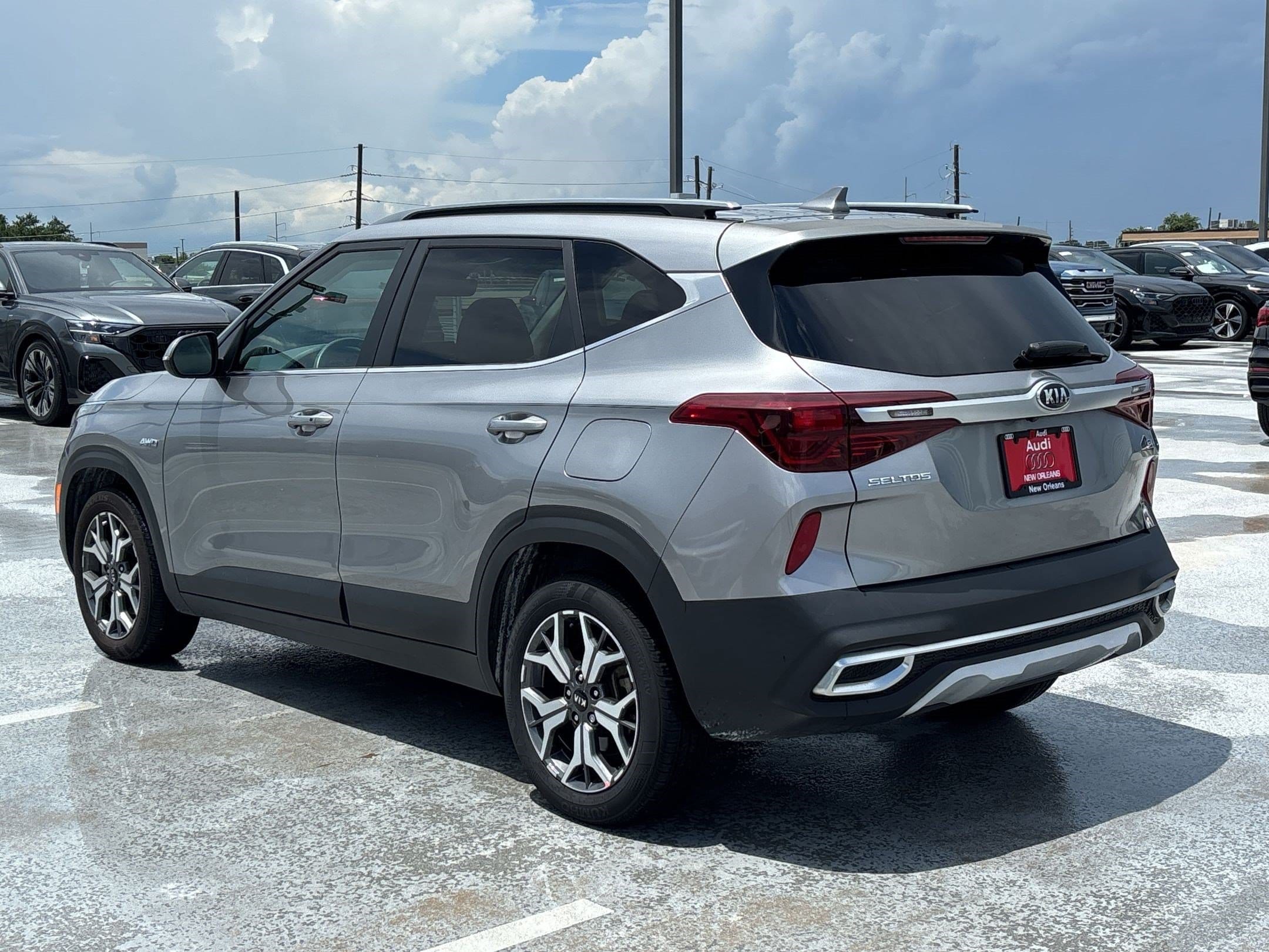 Seltos EX SUV