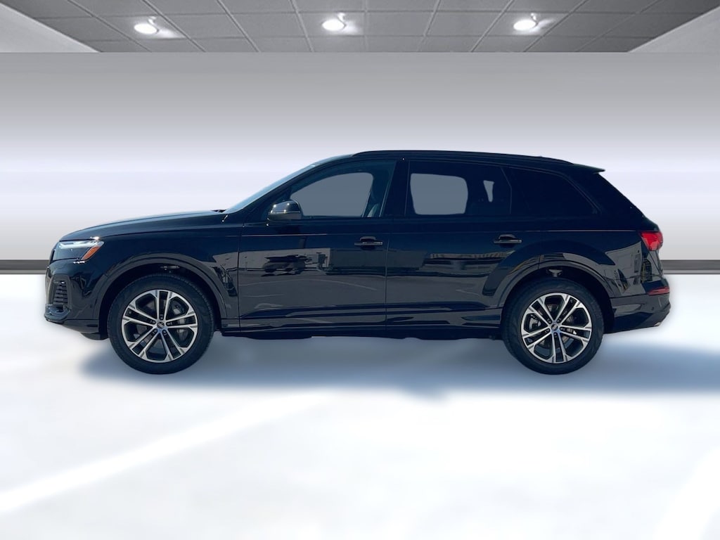 New 2026 Audi Q7 45 Premium SUV