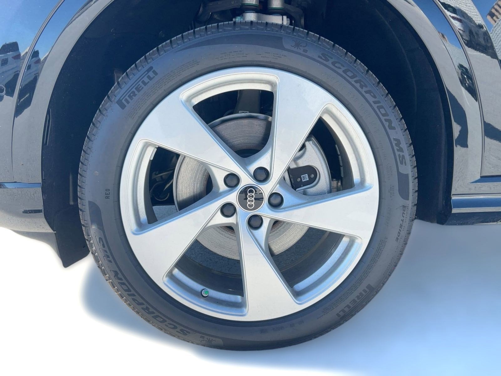 2025 Audi Q5 Premium Plus - Photo 12