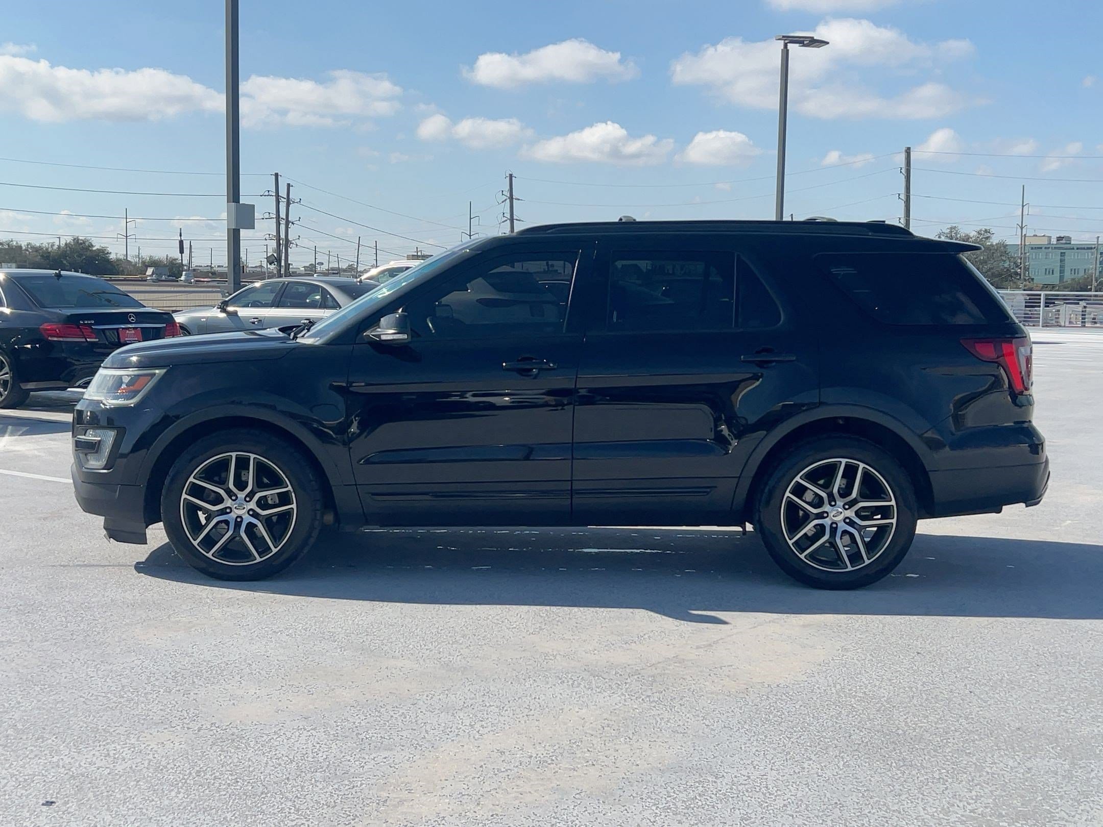 Used 2017 Ford Explorer Sport with VIN 1FM5K8GTXHGA22231 for sale in Metairie, LA