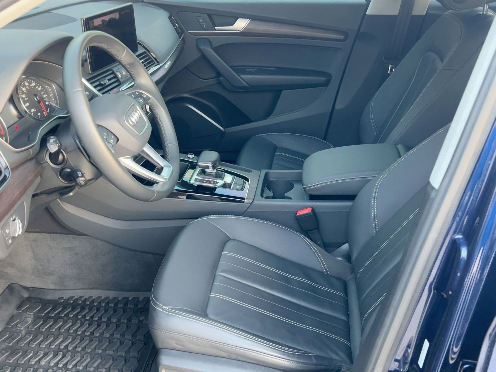 2024 Audi Q5 40 Premium photo 4