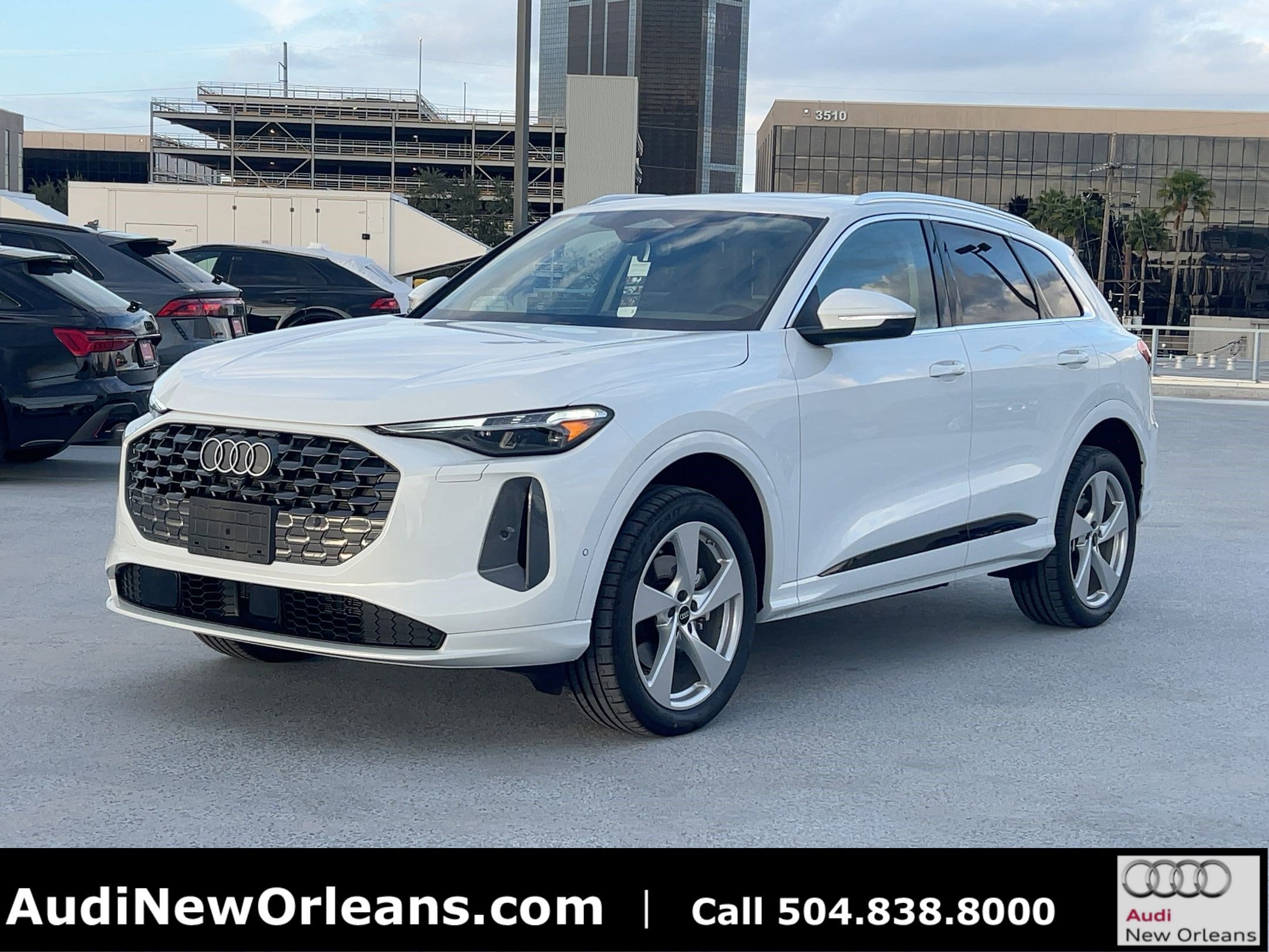 2025 Audi New Q5 Premium Plus's photo