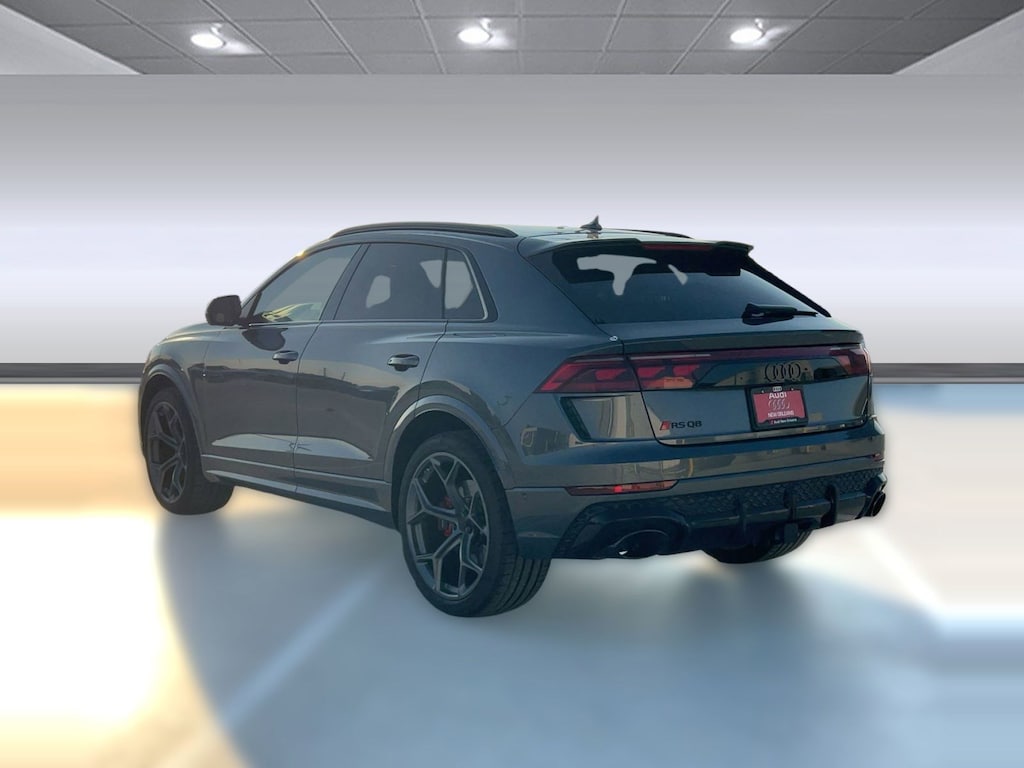 New 2026 Audi RS Q8 4.0T performance SUV