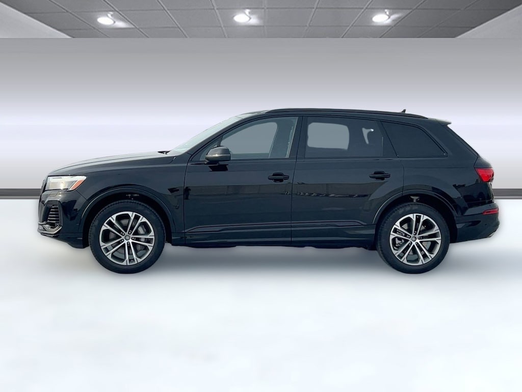 New 2026 Audi Q7 55 Premium SUV