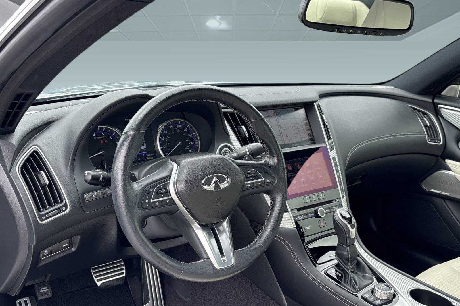 Q60 3.0t Red Sport 400 Coupe