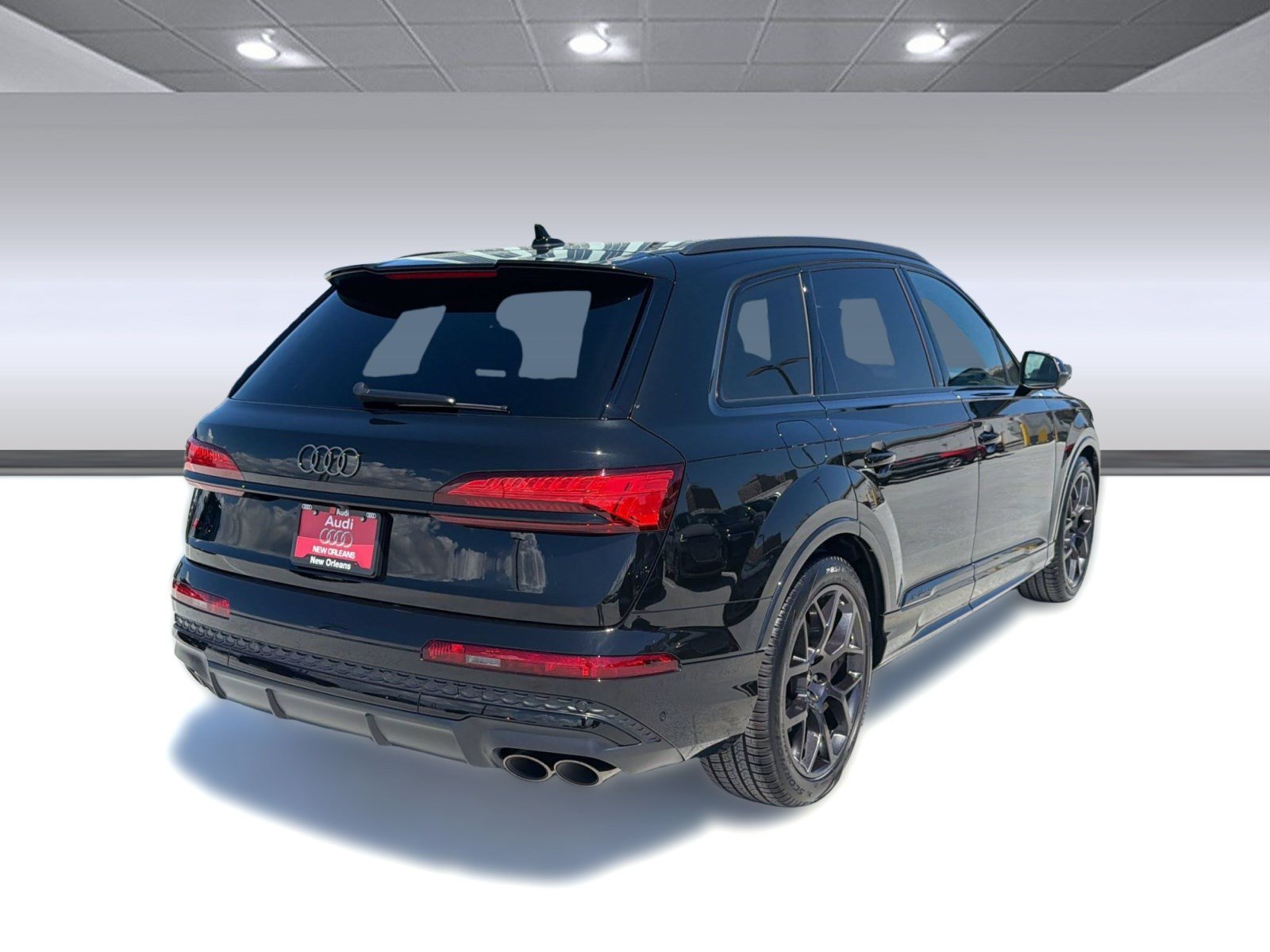 SQ7 Premium Plus SUV