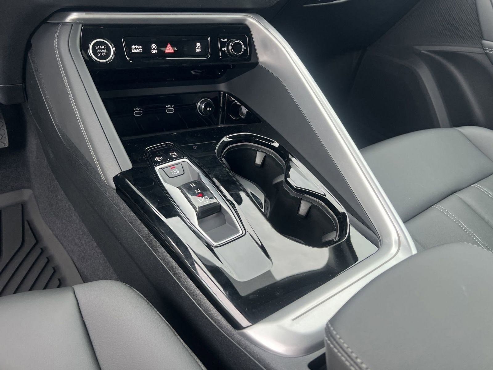 2025 Audi Q5 Premium - Photo 27