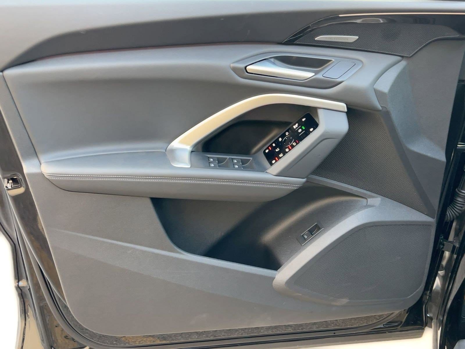 2025 Audi Q5 Prestige - Photo 13