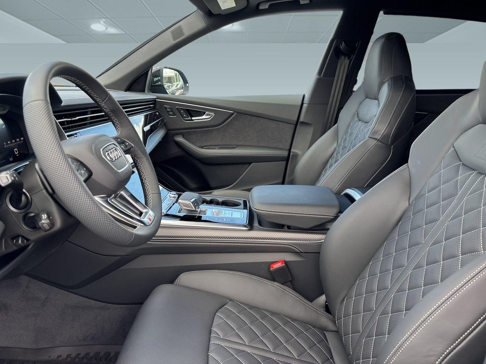 SQ8 Prestige SUV