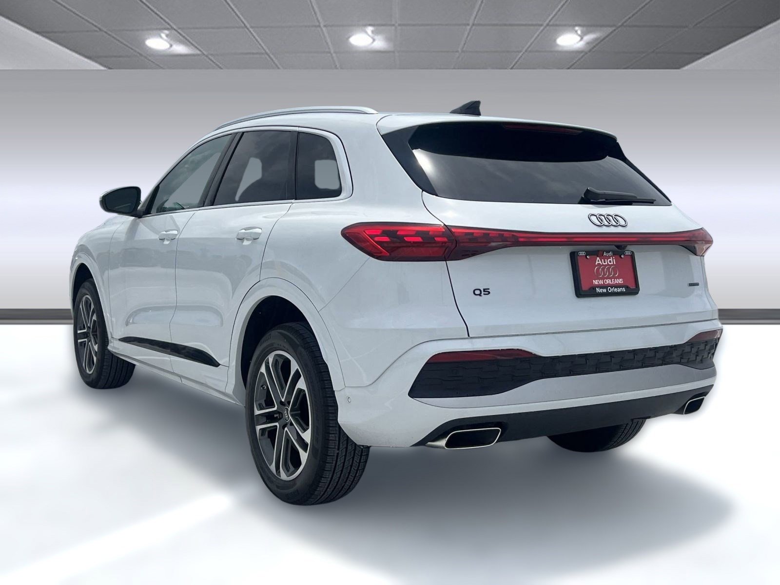 2025 Audi Q5 2.0T Premium Plus photo 3