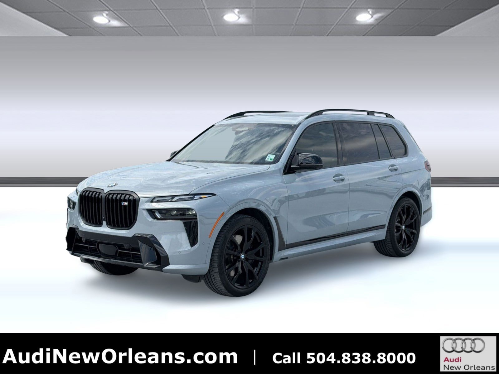 2025 BMW X7 M60i's photo
