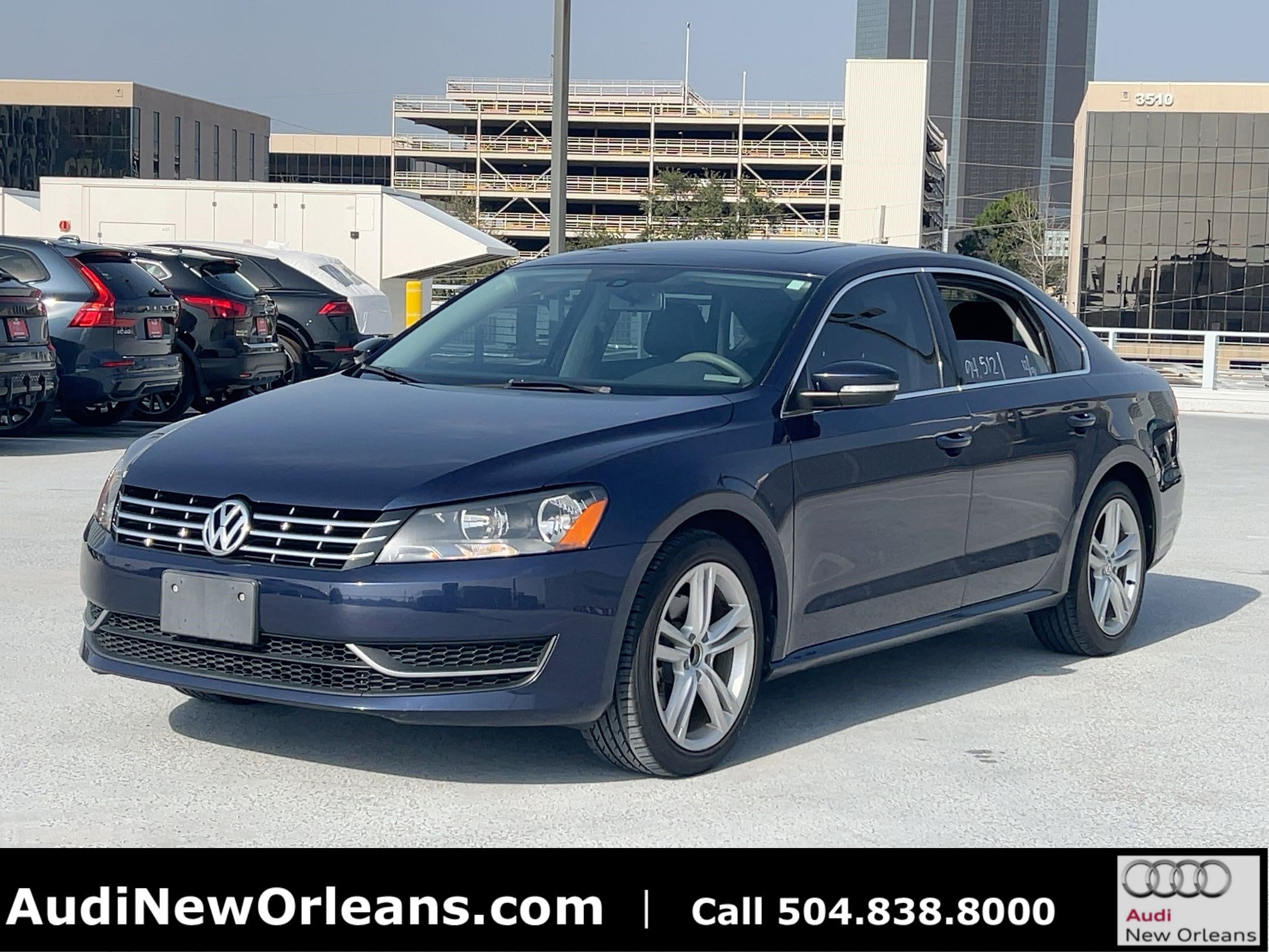 2015 Volkswagen Passat SE's photo
