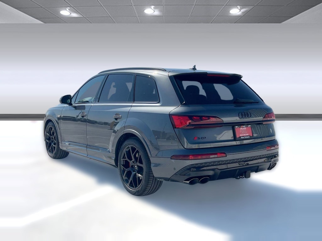 New 2026 Audi SQ7 4.0T Prestige SUV