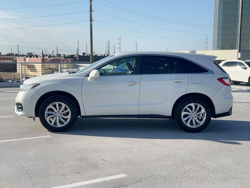 Used 2017 Acura RDX V6 with Technology Package and AcuraWatch Plus SUV