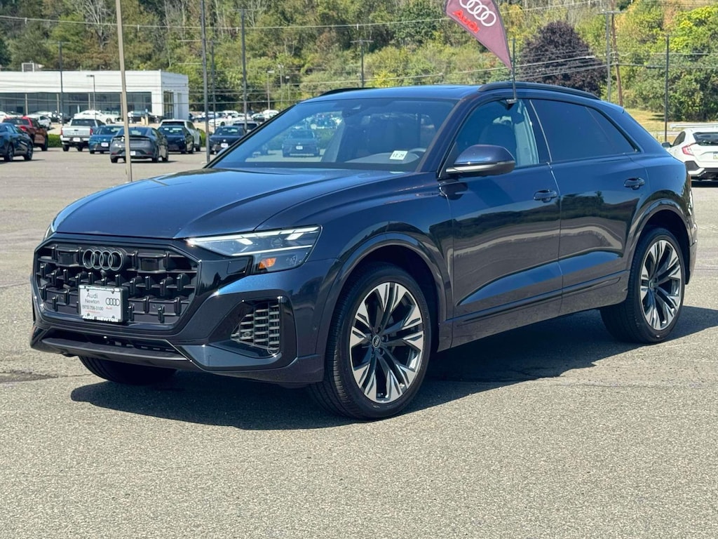 Used 2025 Audi Q8 Premium Plus 55 TFSI quattro Sport Utility